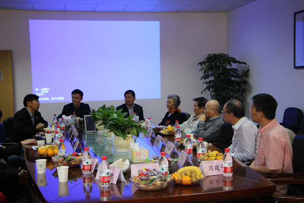 恳谈会_副本.jpg